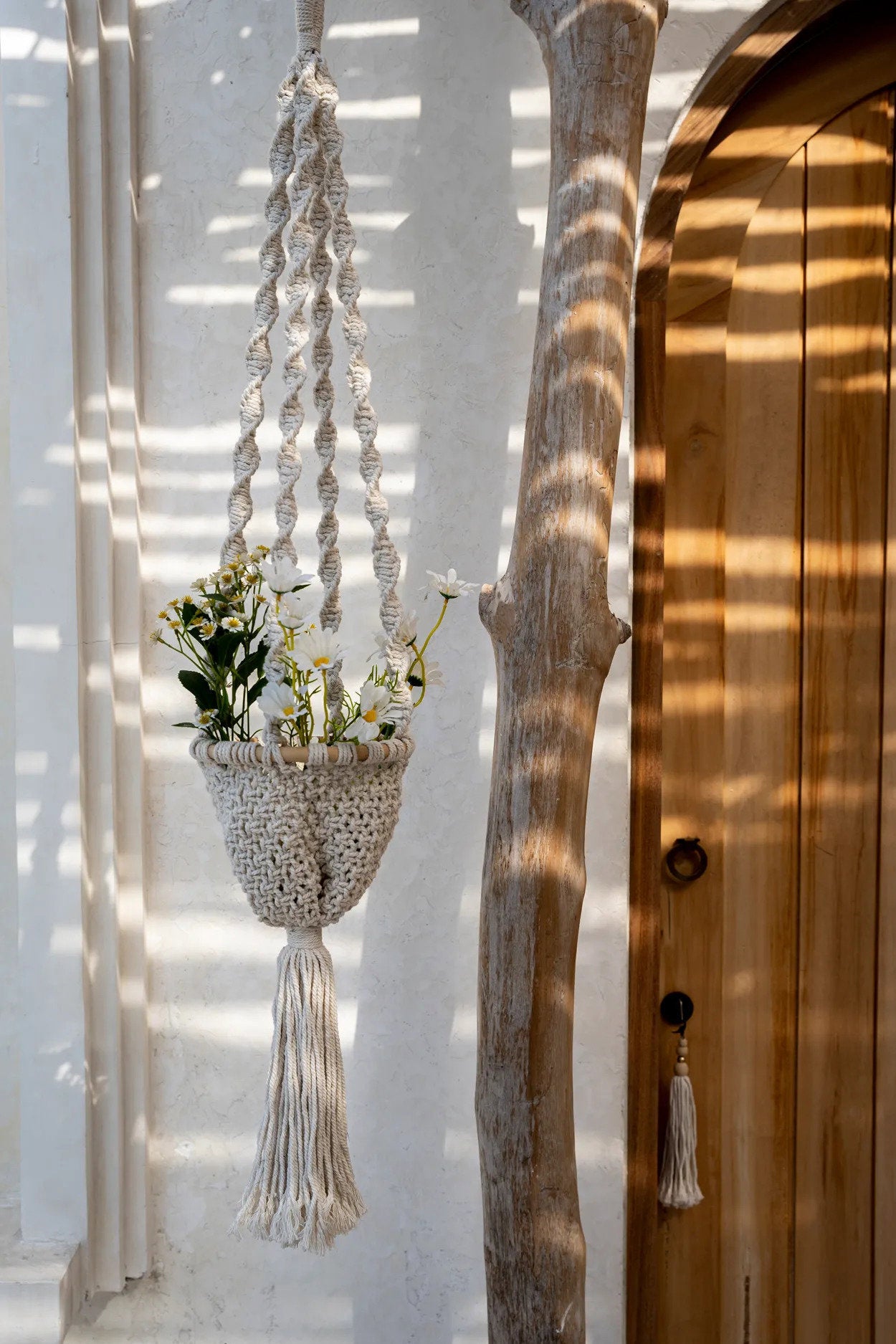 The Twisted Macramé Plant Holder - Natural White -S