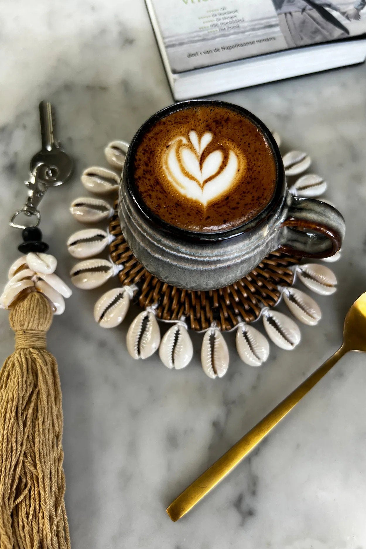 The Cowrie Tassel Keychain - Mocca