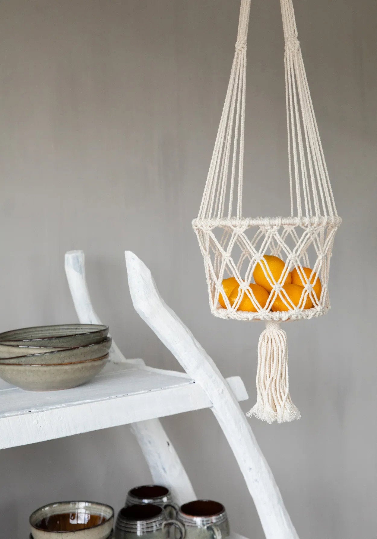 The Macrame Plant Holder - White - M_40