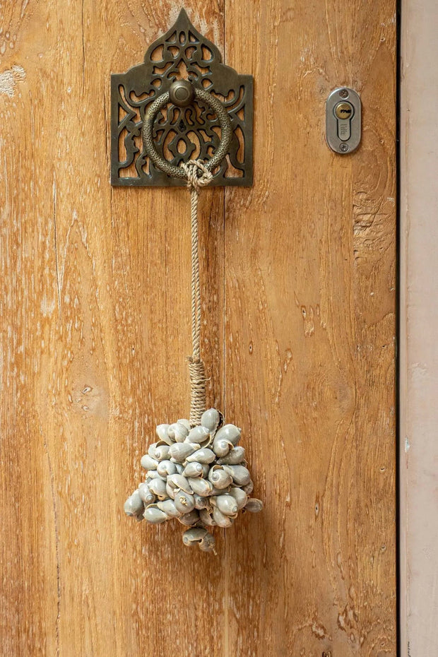 The Grey Shell Tassel
