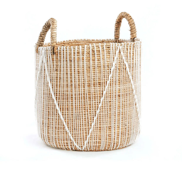 The Straight Stitched Macrame Basket - M