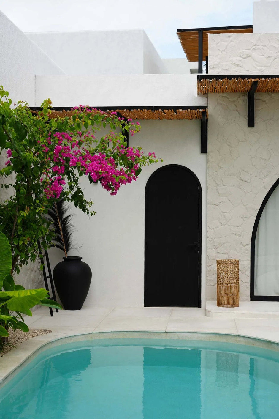 The Takuhanki Pendant - Natural - L