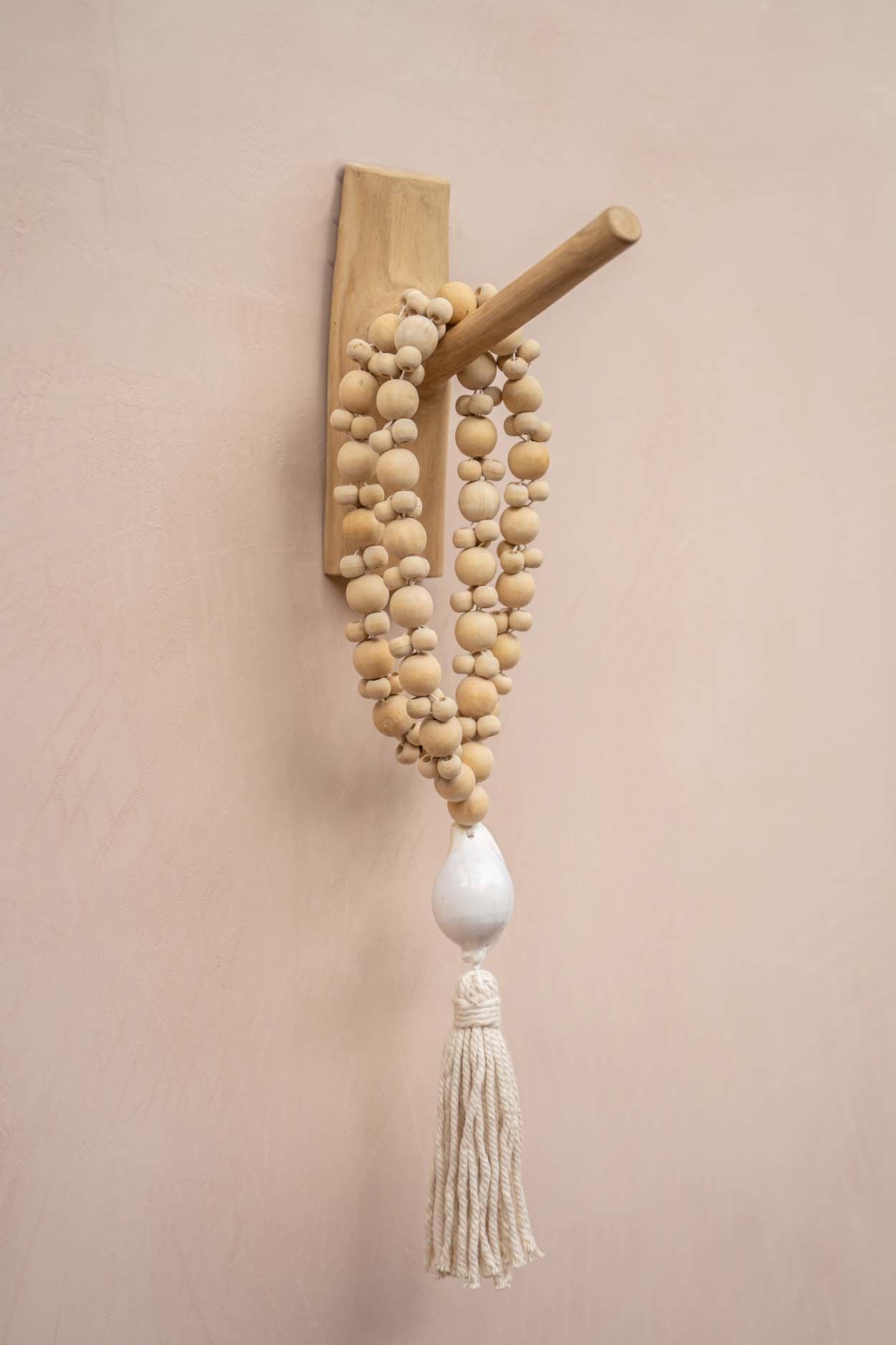 The Kubu Necklace - Natural White