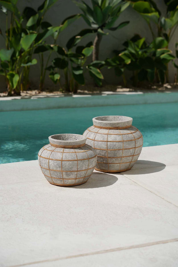 The Belly Vase - Concrete Natural - L